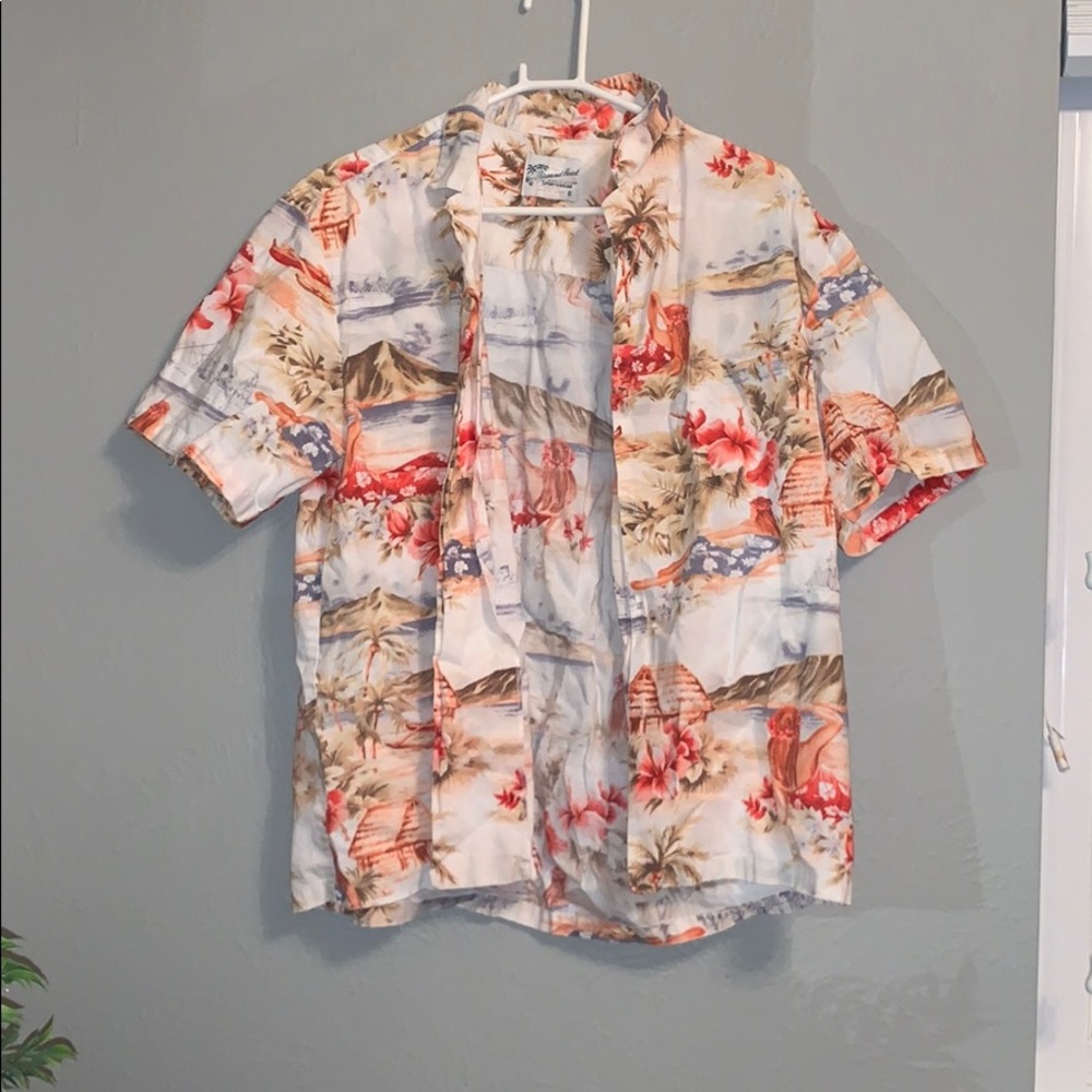 Men’s Hawaiian button down shirt